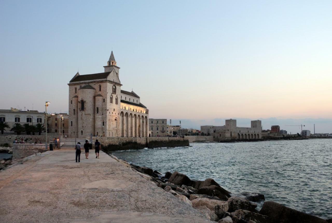 I Colori Della Puglia Rooms Trani Zewnętrze zdjęcie